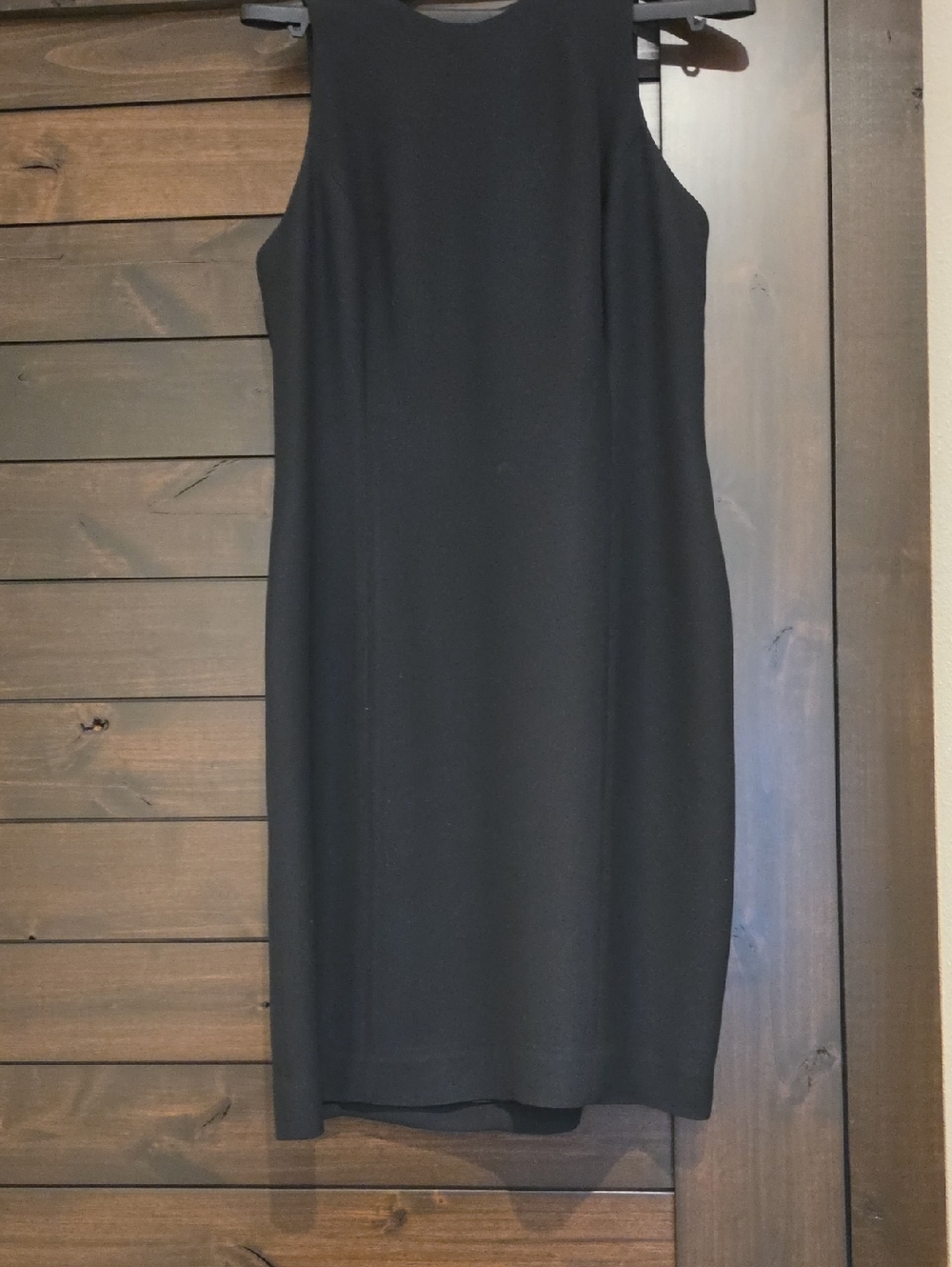 Jones Wear Black Sleeveless Sheath Dress